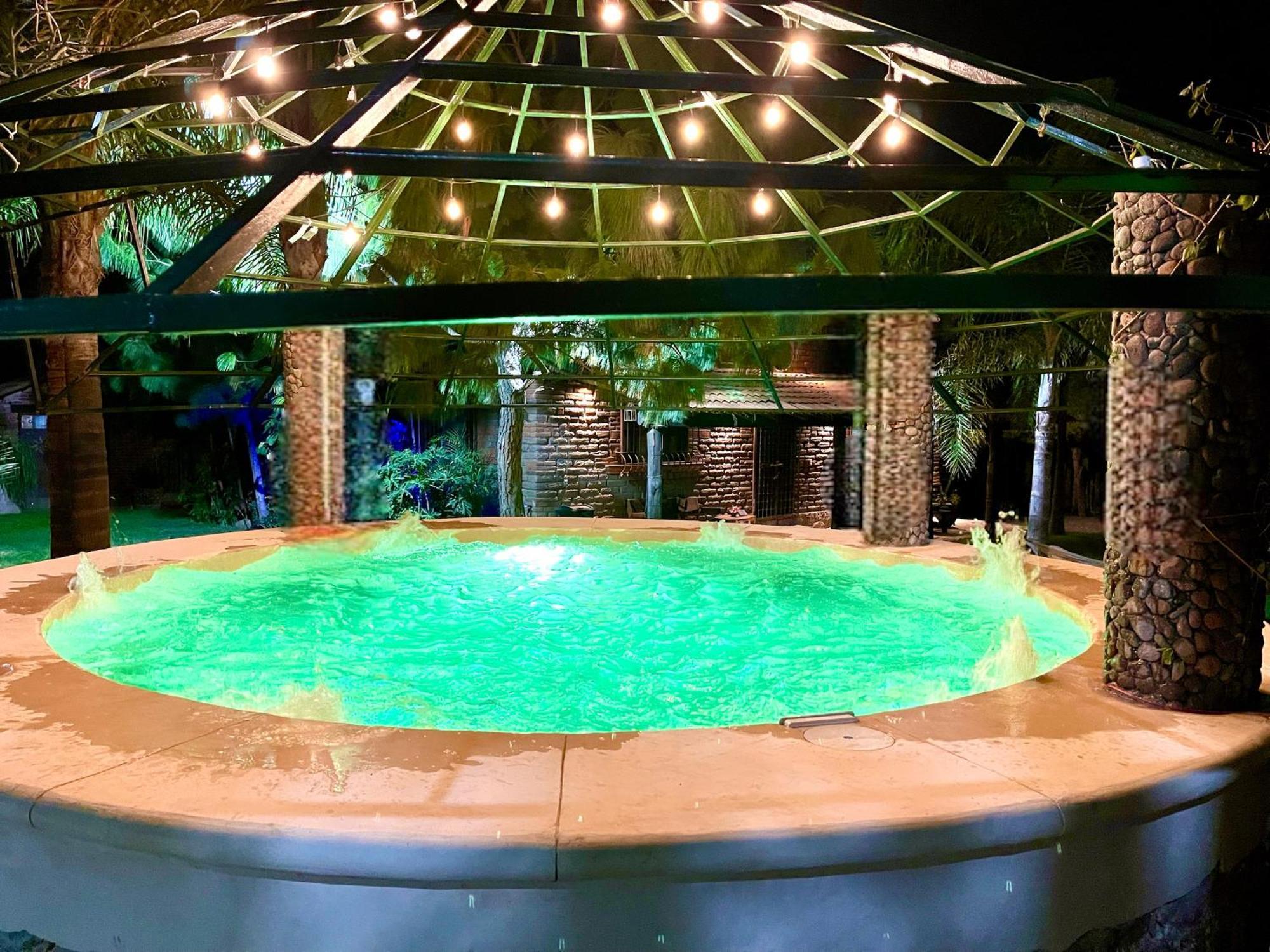 Cabana Magnolias Con Albercajacuzzi Tequisquiapan Eksteriør billede