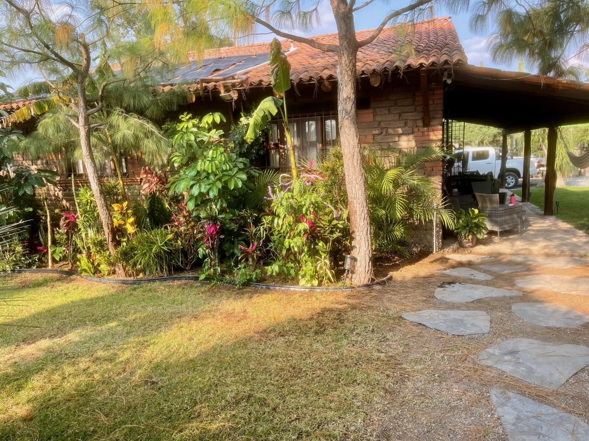 Cabana Magnolias Con Albercajacuzzi Tequisquiapan Eksteriør billede