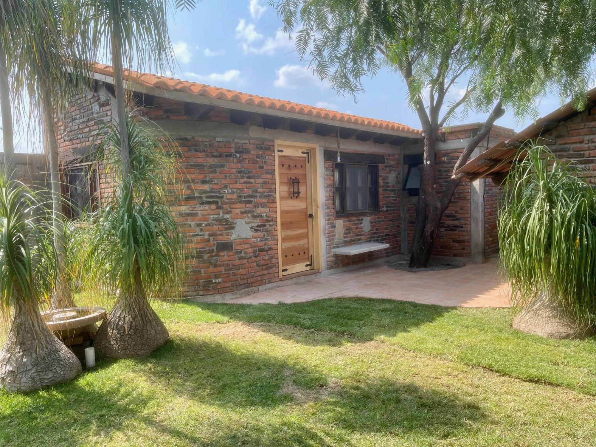 Cabana Magnolias Con Albercajacuzzi Tequisquiapan Eksteriør billede