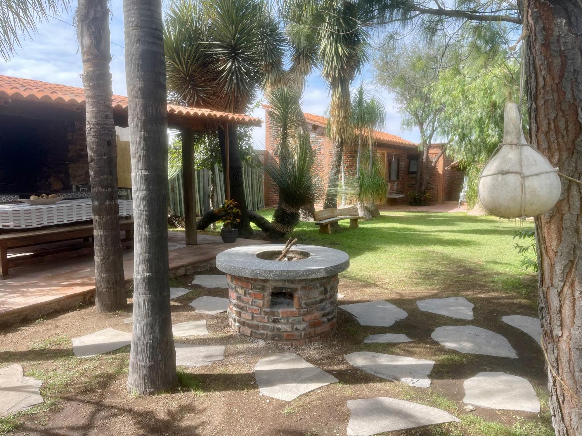 Cabana Magnolias Con Albercajacuzzi Tequisquiapan Eksteriør billede