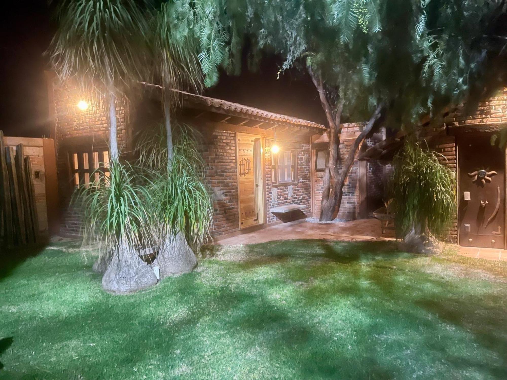 Cabana Magnolias Con Albercajacuzzi Tequisquiapan Eksteriør billede