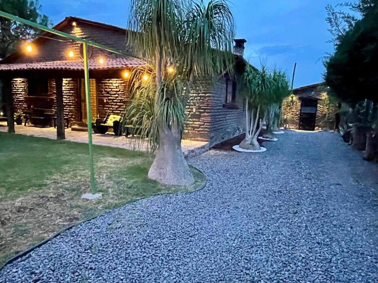 Cabana Magnolias Con Albercajacuzzi Tequisquiapan Eksteriør billede