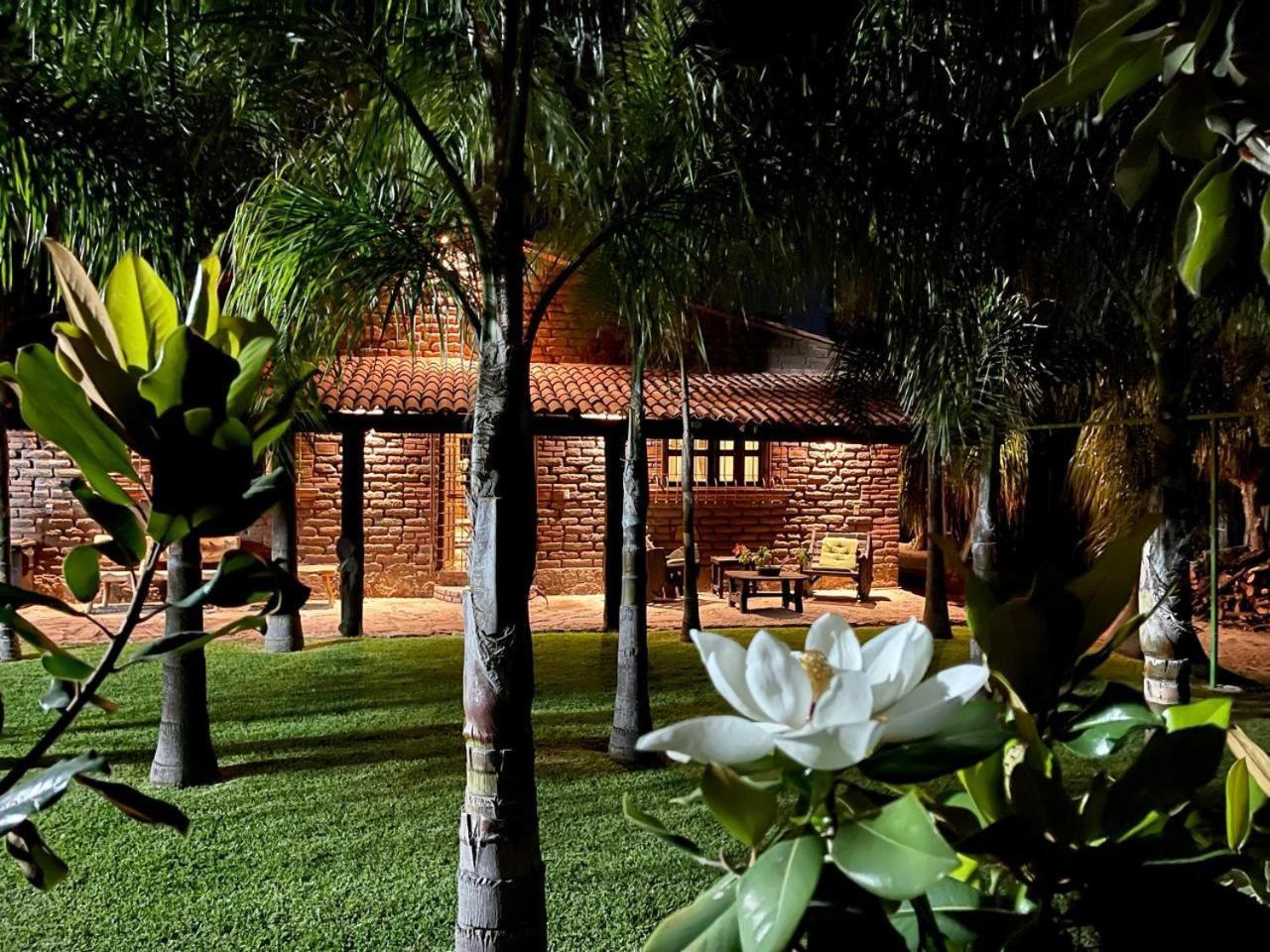 Cabana Magnolias Con Albercajacuzzi Tequisquiapan Eksteriør billede